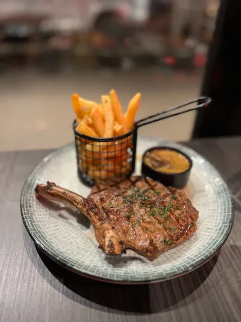 Hugo Dining Restaurant | Essendon