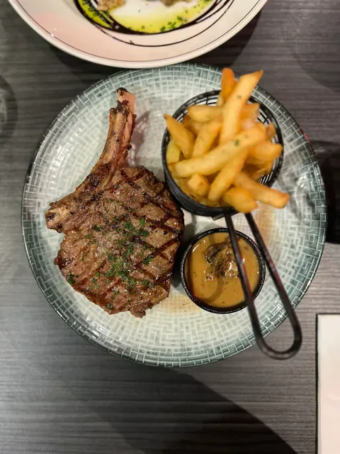 Hugo Dining Restaurant | Essendon