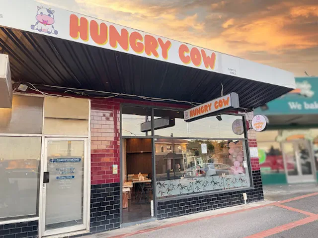 Hungry Cow Woodfire Pizzeria & Burgers