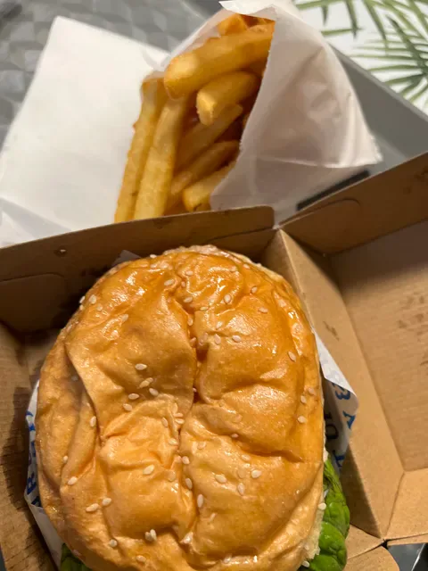 Huxtaburger Collingwood