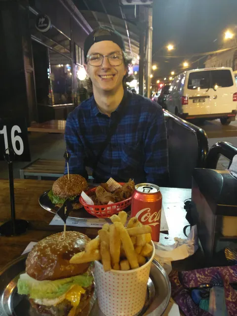 Huxtaburger Collingwood