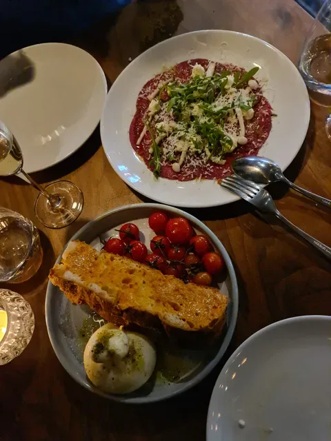 Ines Wine Bar