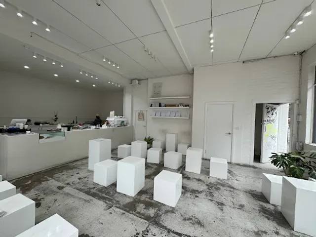 INI Studio