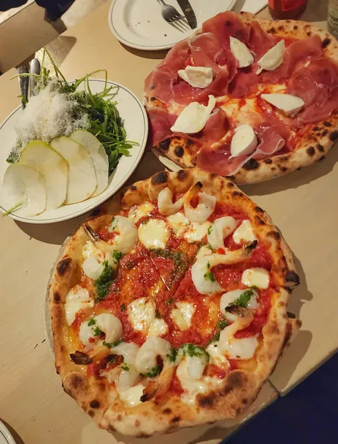 iTALiAN ARTiSANS