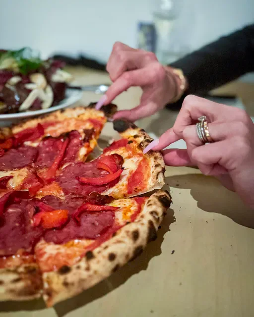 iTALiAN ARTiSANS