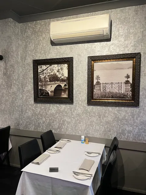 Ivanhoe Tavern Charcoal Grill Steakhouse