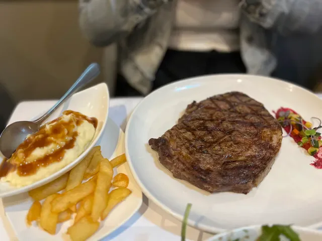 Ivanhoe Tavern Charcoal Grill Steakhouse