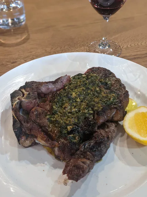 Jayden Ong Winery & Cellar Bar