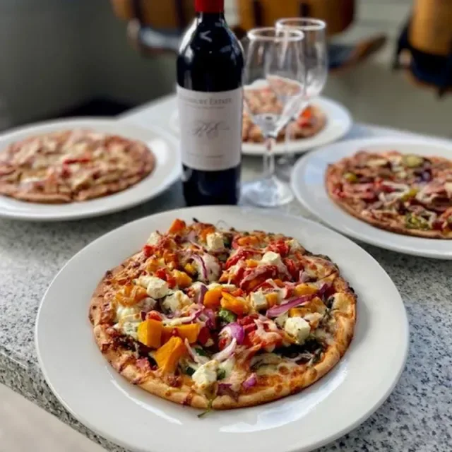 Jetty's Pizza