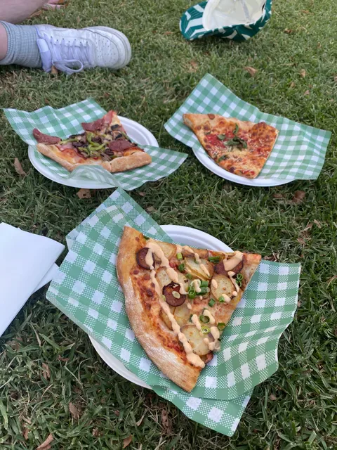 Joanne's Pizzeria