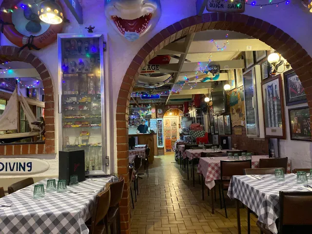 Joe's of Mentone