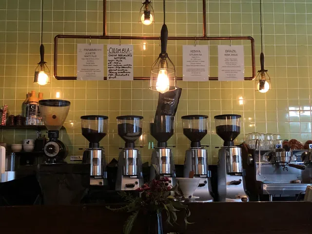 Kaede Cafe