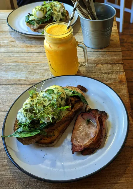 Kallista Deli Cafe