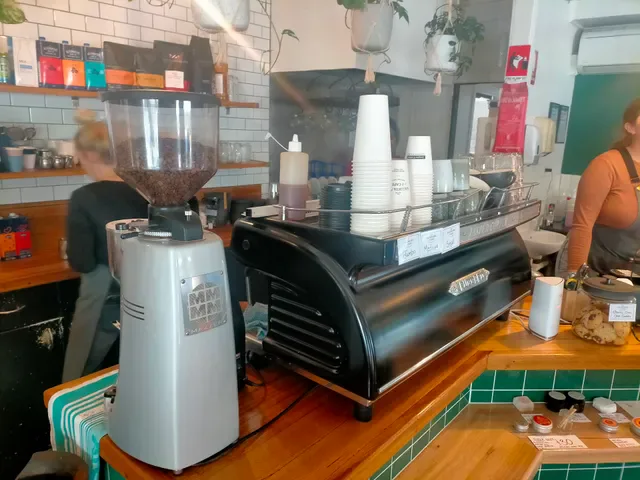 Kallista Deli Cafe
