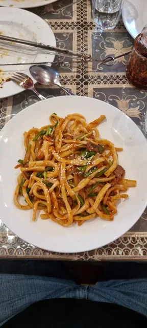 Karlaylisi Restaurant - Uyghur Cuisine