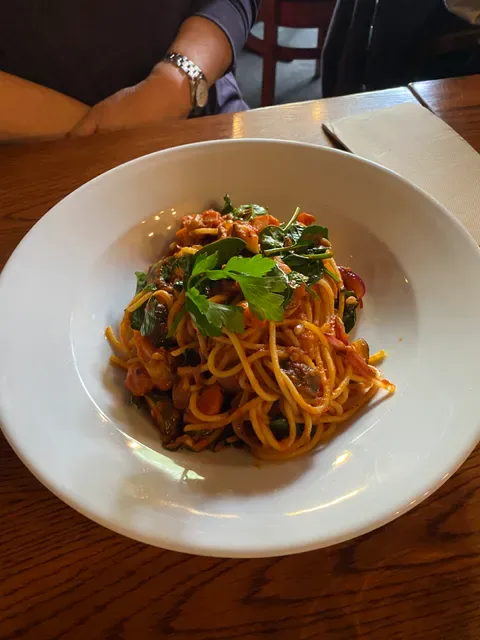 Kelly's Bar & Kitchen