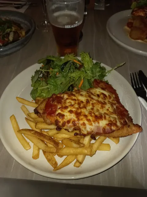 Kelly's Bar & Kitchen