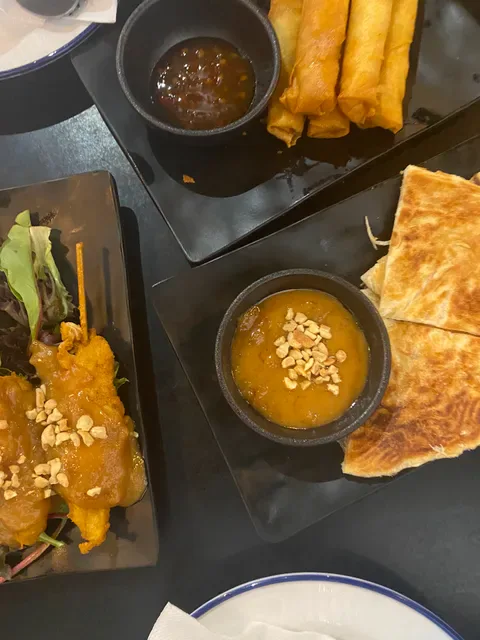 Kin-D Thai Restaurant @Brunswick