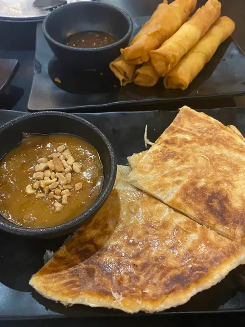 Kin-D Thai Restaurant @Brunswick