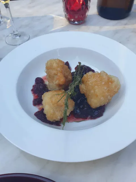 King Henry’s Restaurant