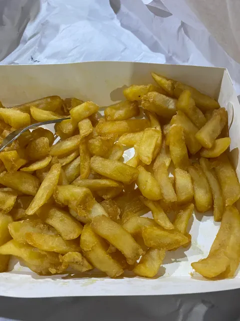 Kingswood drive fish & chips restaurant