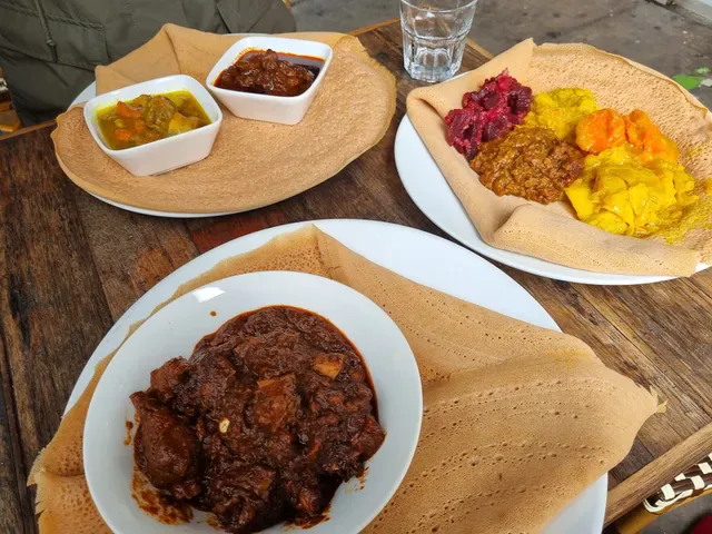 Konjo Cafe & Restaurant