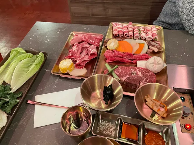 Korean BBQ & Pocha - Yuk Gam