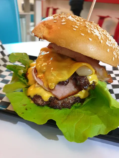 Kustom Burgers Thornbury