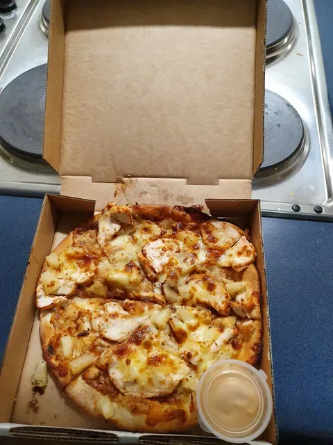 La Casa Pizza & Broaster chicken