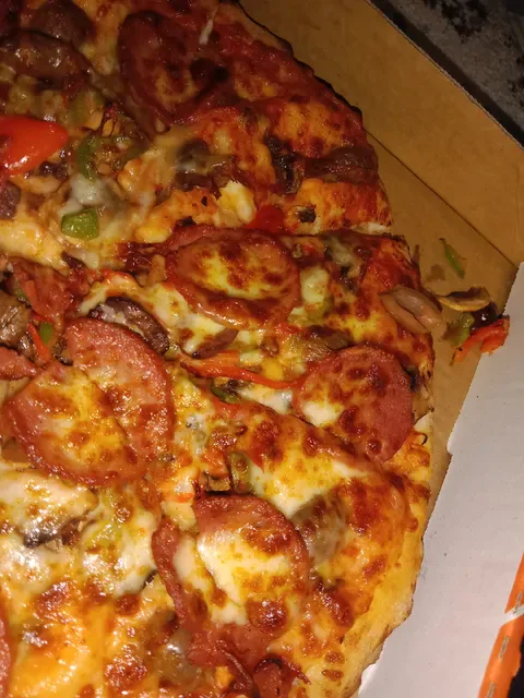 La Casa Pizza & Broaster chicken