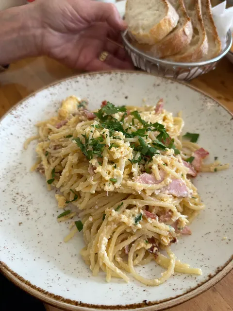 La Lucciola Bistro
