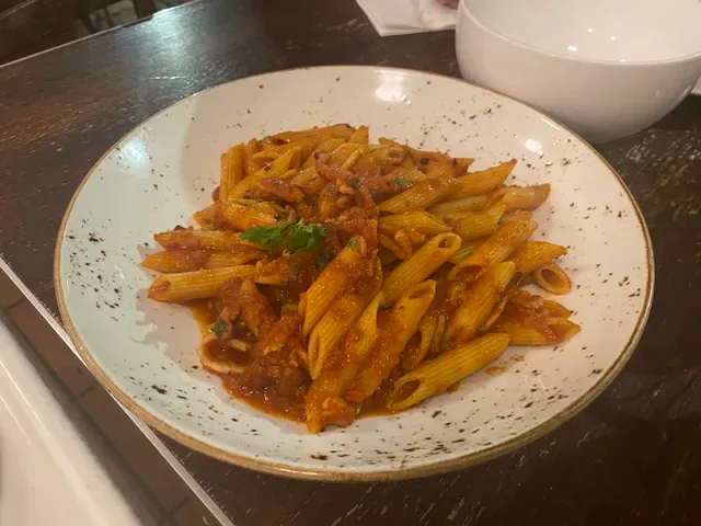 La Lucciola Bistro