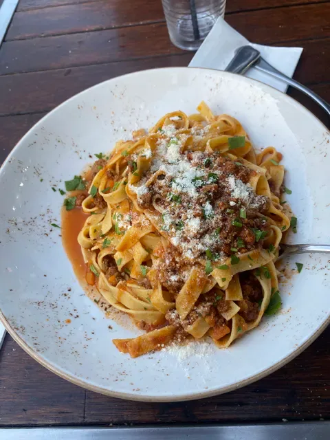 La Lucciola Bistro