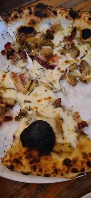 La Lupa Romana Pizza e Gnocchi Bar