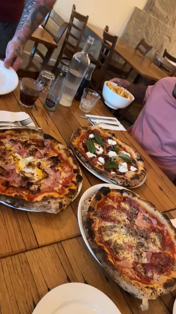 La Lupa Romana Pizza e Gnocchi Bar