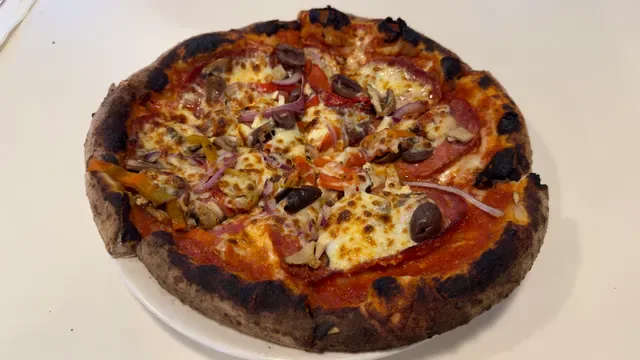 La Q Woodfire Pizza & Italian Restaurant (BYO)