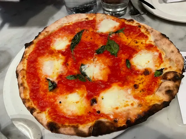 Ladro