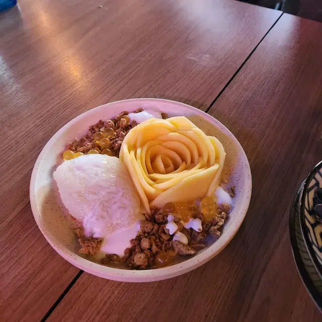 Ladyboy Dining & Bar