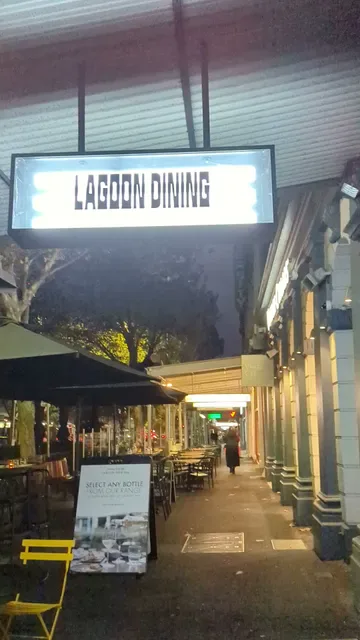 Lagoon Dining