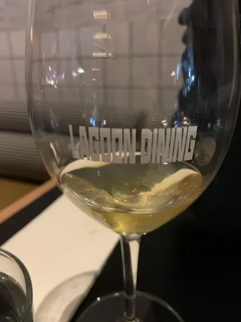 Lagoon Dining
