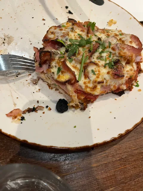 Landing Point woodfired Pizza & Bar Williams landing