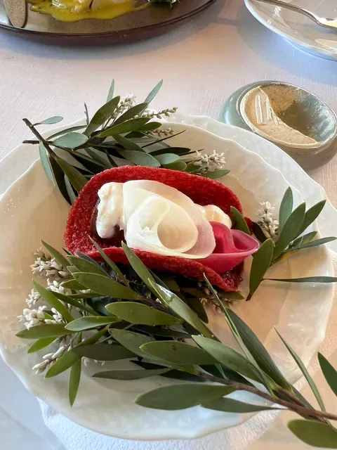 Laura Restaurant
