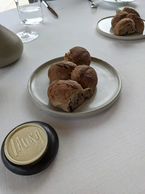 Laura Restaurant