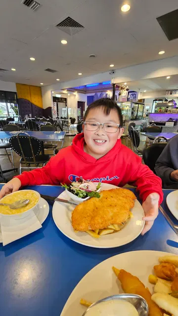 Lazy Moe's OAKLEIGH