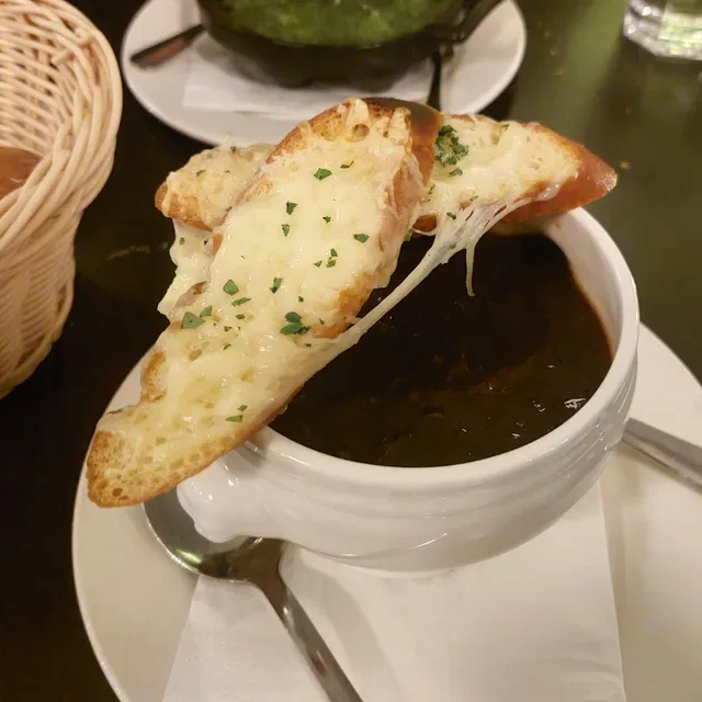 Le Bouchon French Cuisine