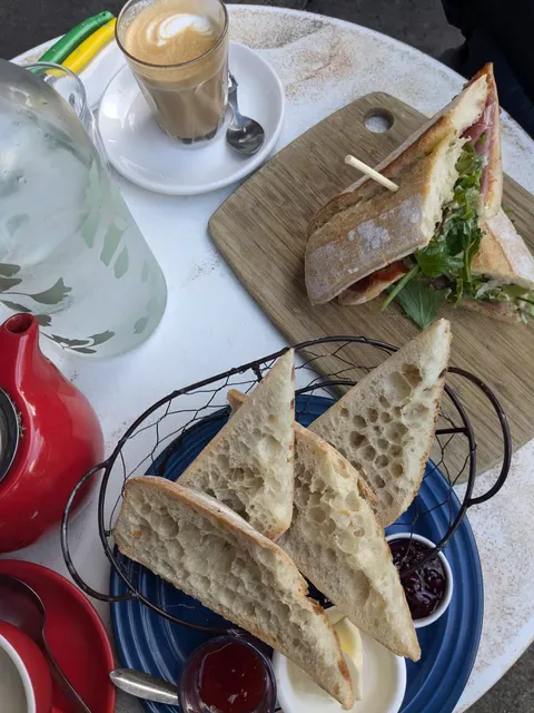 Le Café Flo