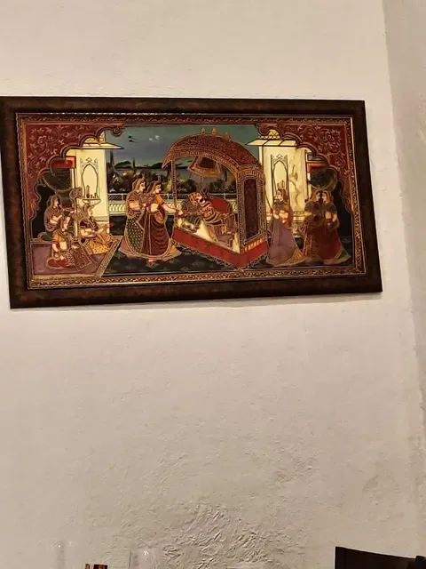 Le Taj Restaurant & Lounge