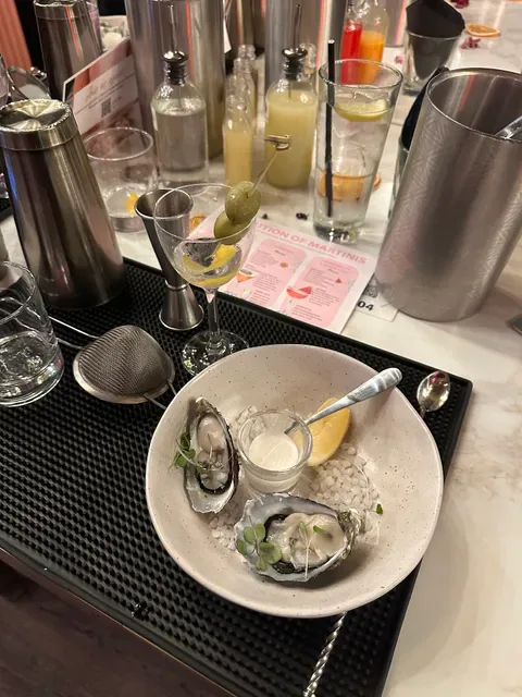 Left Bank Melbourne Restaurant & Cocktail Bar