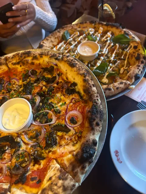 Leonardo's Pizza Palace