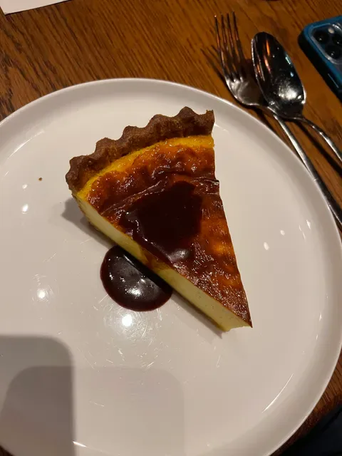 Lillian Brasserie